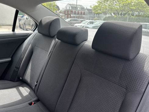 Used 2016 Volkswagen Jetta S FWD image 10