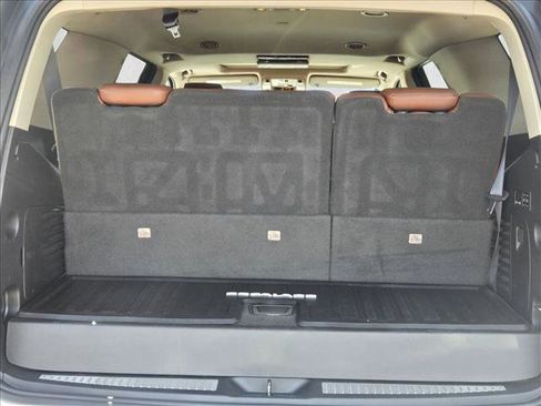 Used 2019 Cadillac Escalade Premium Luxury image 6