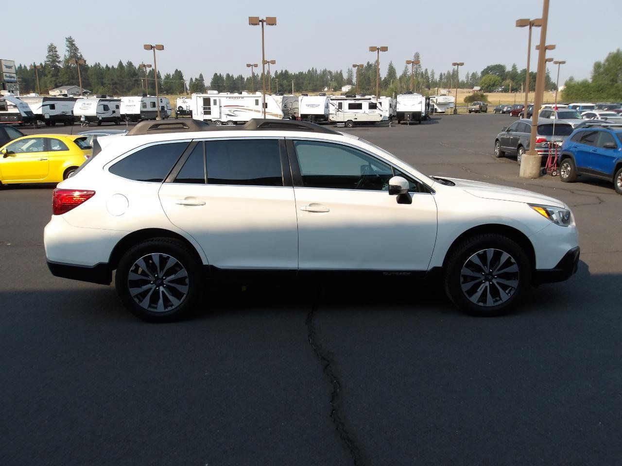 Used 2017 Subaru Outback 2.5i Limited AWD/4WD image 6