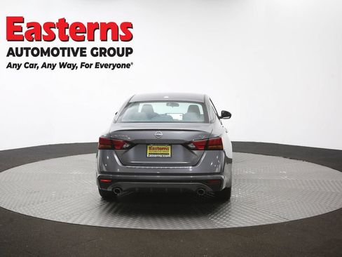 Used 2023 Nissan Altima 2.5 SV w/ SV Premium Package FWD image 36