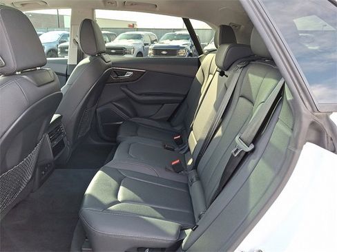 Used 2023 Audi Q8 Premium Plus w/ Premium Plus Package image 10