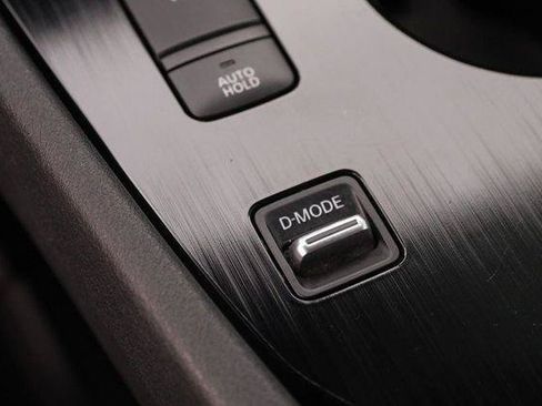Used 2021 Nissan Rogue SV FWD image 19