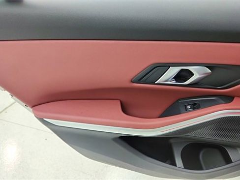 Used 2025 BMW 330i xDrive Sedan image 32