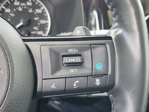 Used 2024 Nissan Pathfinder SL w/ SL Premium Package AWD/4WD image 16