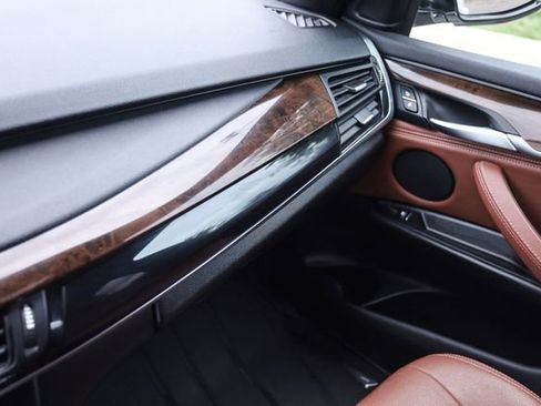 Used 2018 BMW X5 xDrive35i AWD/4WD image 31