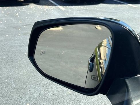 Used 2023 Toyota Corolla Cross LE image 16