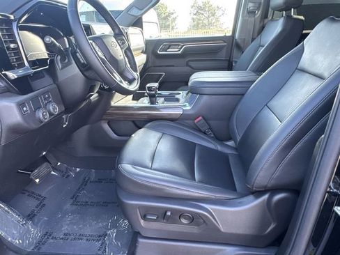 Certified 2025 Chevrolet Silverado 1500 LT w/ Leather Package image 10