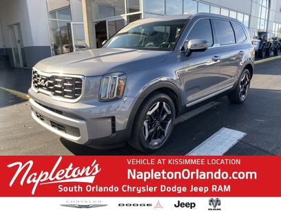 Used 2023 Kia Telluride S w/ S Sunroof Package