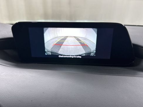 Used 2024 MAZDA MAZDA3 s FWD image 15