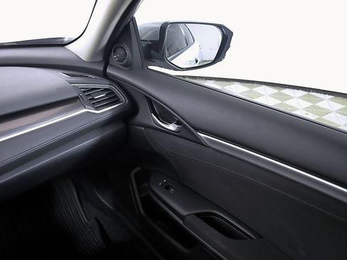 Used 2020 Honda Civic EX image 24