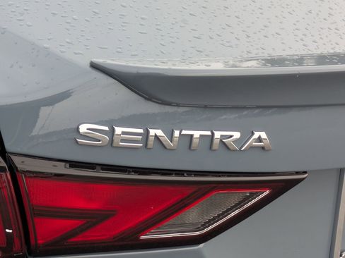 Used 2024 Nissan Sentra SR w/ SR Premium Package image 31