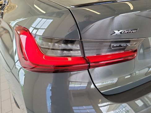 Used 2024 BMW M340i xDrive AWD/4WD image 11