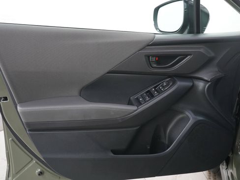 Used 2026 Subaru Crosstrek 2.5i Premium AWD/4WD image 19