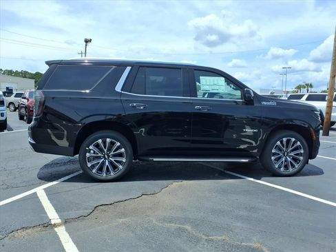 New 2026 Chevrolet Tahoe High Country w/ Sun And Tow Package AWD/4WD image 2