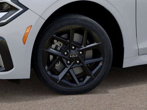 New 2026 Kia K5 LXS FWD image 9