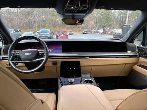 Used 2025 Cadillac Escalade IQ Sport 2 AWD/4WD image 30