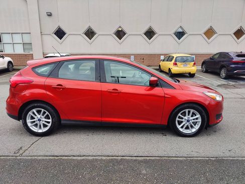 Used 2018 Ford Focus SE FWD image 10