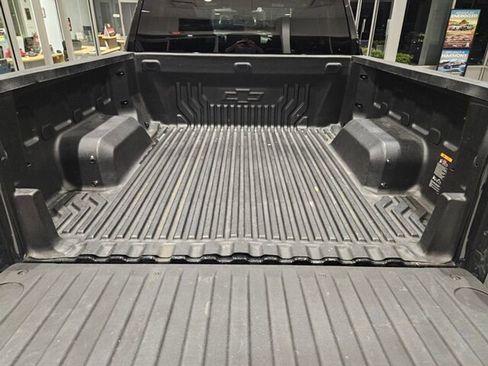 Used 2022 Chevrolet Silverado 1500 Custom image 11