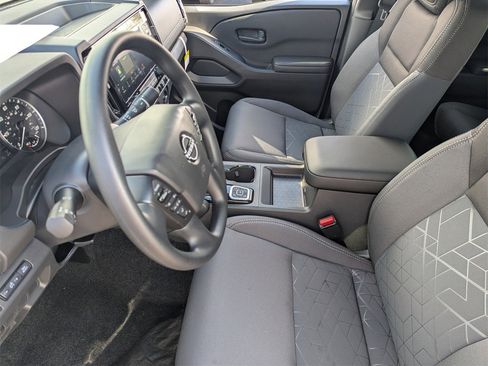 New 2026 Nissan Frontier SV image 12