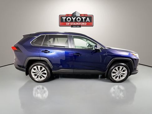 Used 2025 Toyota RAV4 XLE Premium w/ Weather Package AWD/4WD image 8