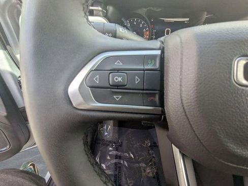 Used 2025 Jeep Compass Limited AWD/4WD image 19