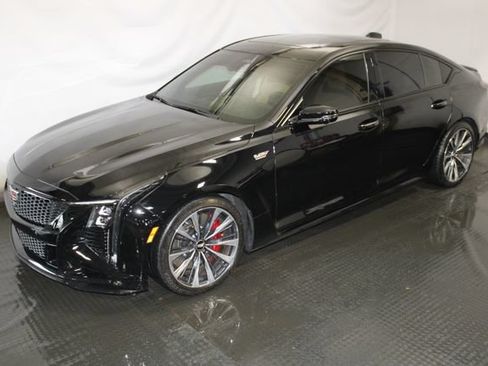 Used 2025 Cadillac CT5 V Blackwing w/ Parking Package RWD image 2