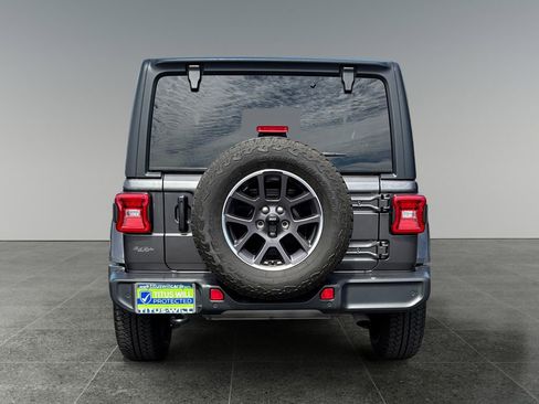 Used 2021 Jeep Wrangler Sport image 6