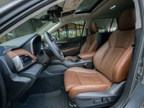 Certified 2025 Subaru Outback Touring w/ Tech Package 3 AWD/4WD image 8