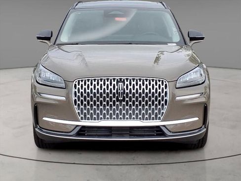 New 2025 Lincoln Corsair AWD w/ Equipment Group 101A image 15
