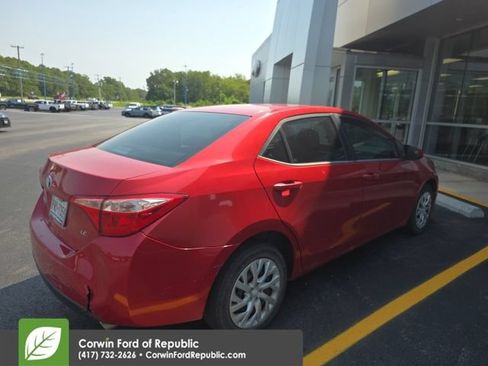Used 2019 Toyota Corolla LE FWD image 3