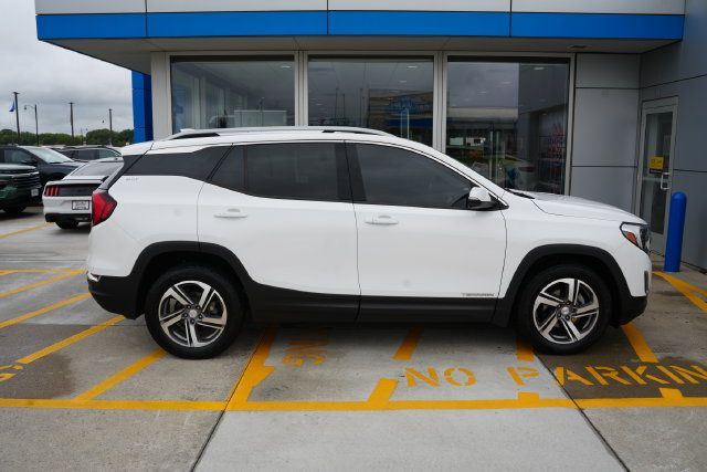 Used 2020 GMC Terrain SLT w/ Preferred Package AWD/4WD image 32