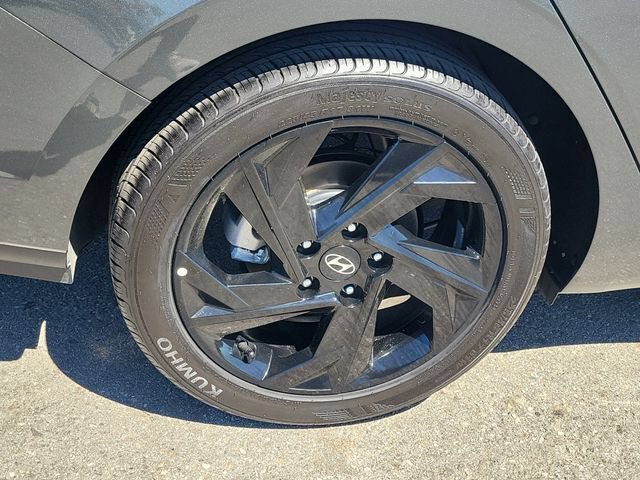 Certified 2026 Hyundai Elantra Sport w/ Cargo Package FWD image 28