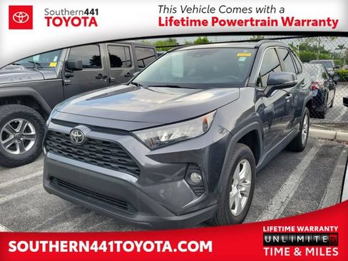 Used 2021 Toyota RAV4 XLE w/ Convenience Package FWD image 1