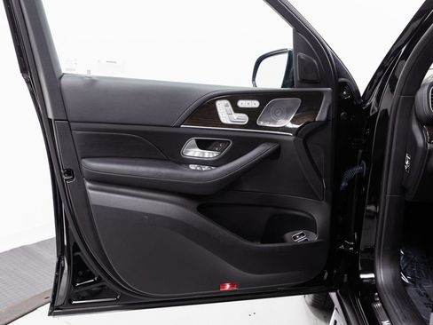 Used 2024 Mercedes-Benz GLE 450e 4MATIC image 5