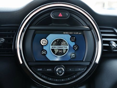 Used 2019 MINI Cooper 2-Door Hardtop w/ Storage Package image 32