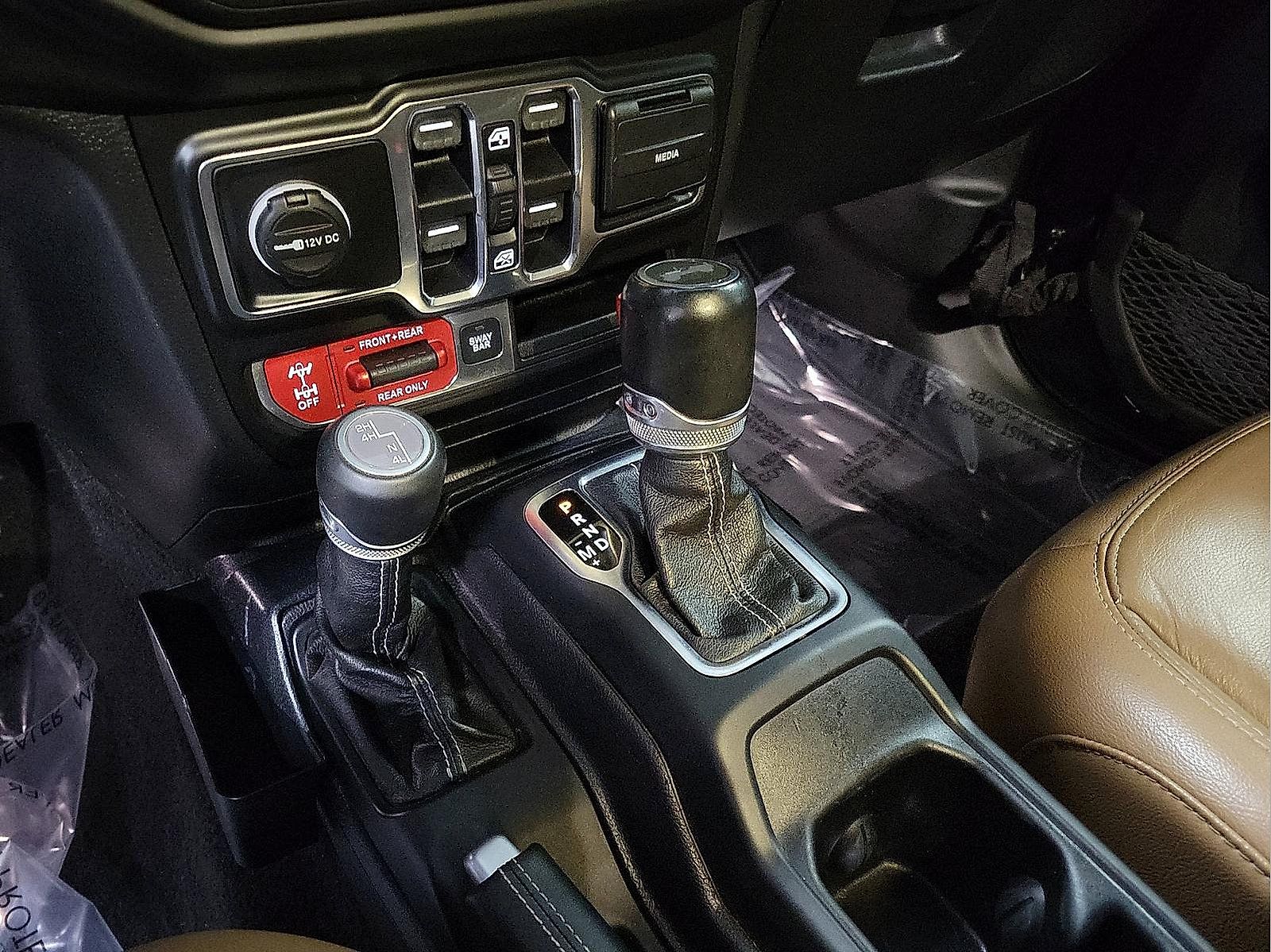 Used 2020 Jeep Wrangler Unlimited Rubicon AWD/4WD image 19