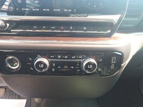 Used 2024 GMC Sierra 1500 Elevation AWD/4WD image 29