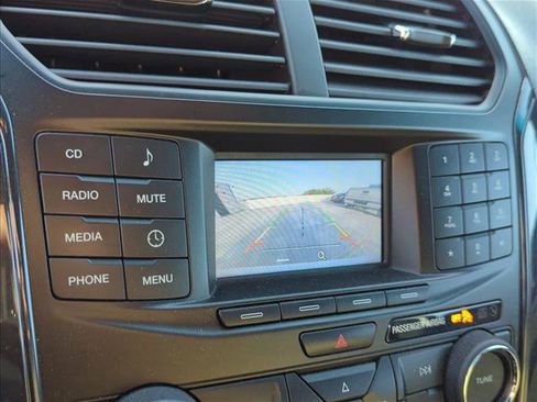 Used 2017 Ford Explorer 4WD image 18