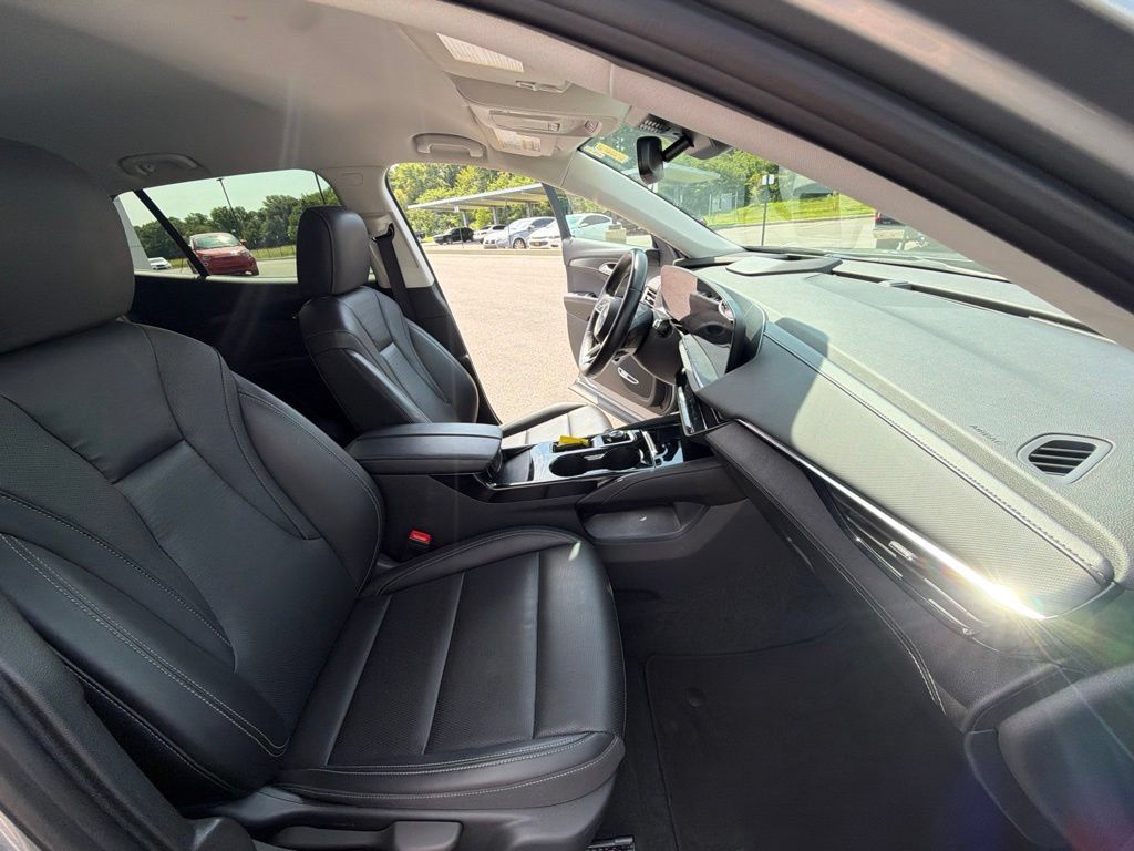 Used 2024 Buick Envision Preferred AWD/4WD image 30