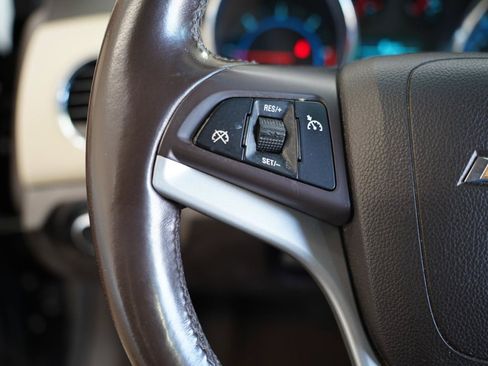 Used 2015 Chevrolet Cruze Diesel FWD image 13