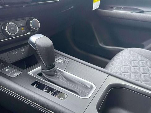 New 2025 Nissan Kicks SV w/ SV Premium Package image 27