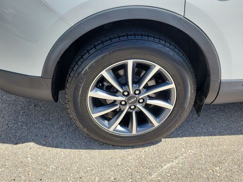 Used 2021 Lincoln Nautilus FWD image 10