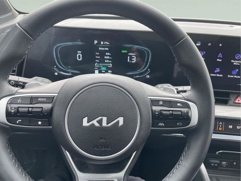 Used 2025 Kia Sportage X-Line AWD/4WD image 28