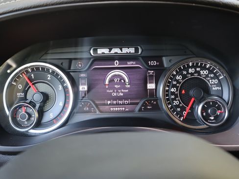 Used 2022 RAM 3500 Laramie AWD/4WD image 25