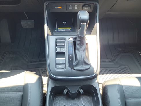 Used 2024 Honda CR-V EX-L image 16