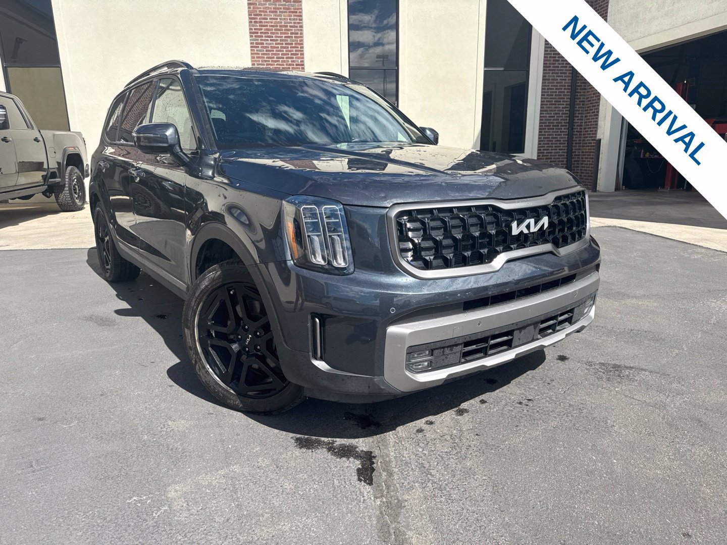 Used 2023 Kia Telluride SX Prestige X-Line AWD/4WD image 1