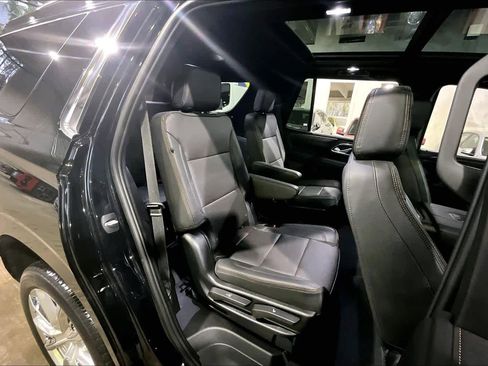 Used 2024 Chevrolet Tahoe High Country AWD/4WD image 34