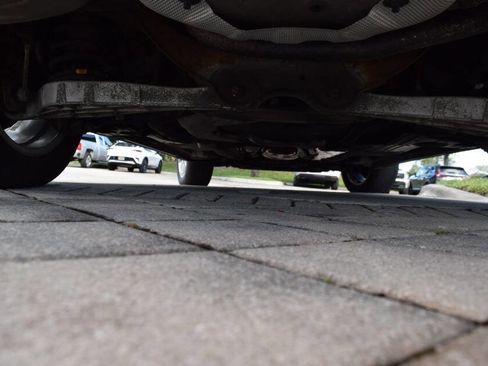 Used 2011 Volvo XC70 3.2 w/ Premium Pkg image 96