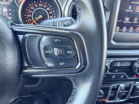 Used 2022 Jeep Wrangler Unlimited Sport AWD/4WD image 23