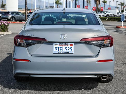 Used 2025 Honda Civic Sport image 6